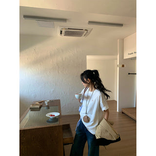 Small embroidered tee