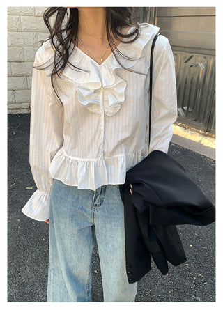 V-neck puff shirt