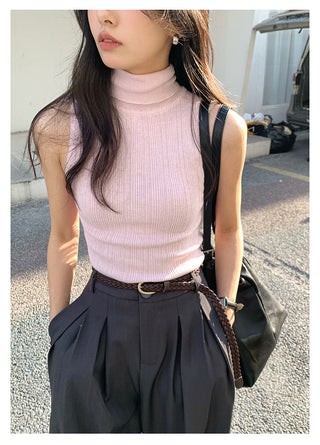 Turtleneck knit vest