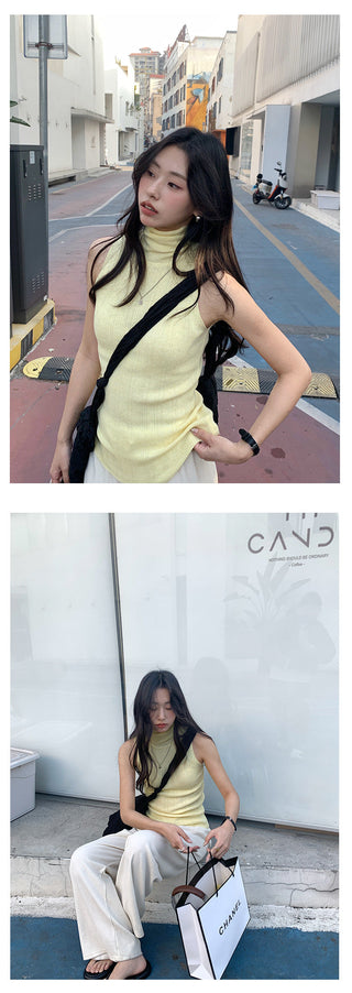 Turtleneck knit vest