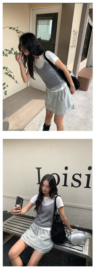 Lace short skirt