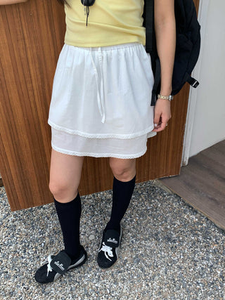 Lace short skirt