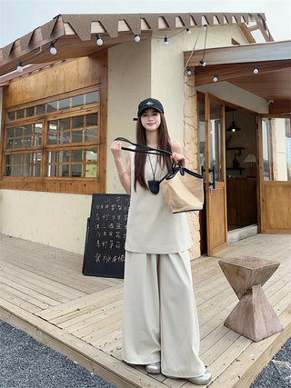 Sleeveless Vest with Wide Pants