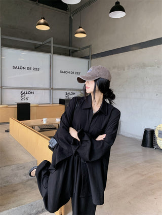 Loose Shirt with Draped Pants