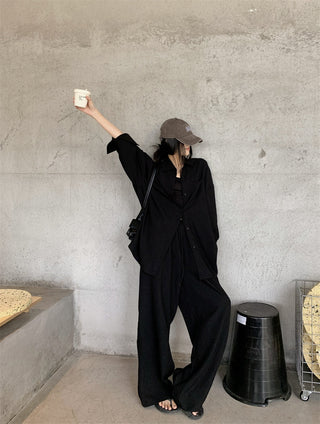 Loose Shirt with Draped Pants