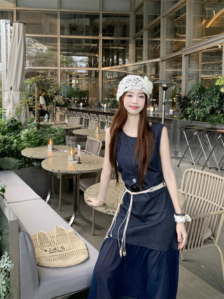 Sleeveless U-Collar Dress with Mesh Skirt