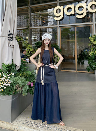 Sleeveless U-Collar Dress with Mesh Skirt