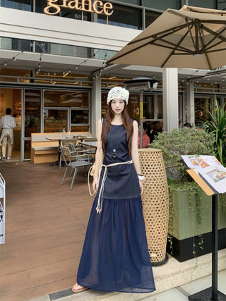 Sleeveless U-Collar Dress with Mesh Skirt