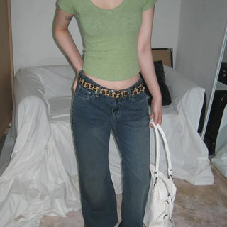 A Low-Rise Stitch Vintage Washed Semi-Bootcut Denim Jeans