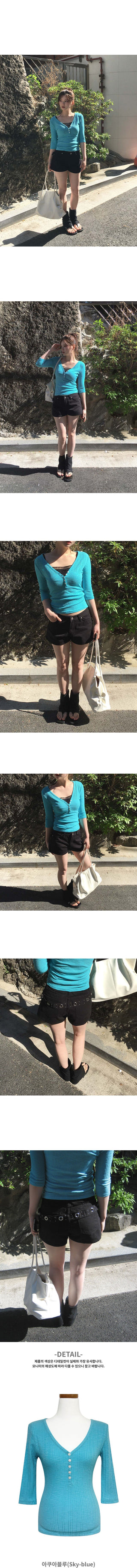 Pop Candy V-Neck Button Constriction Henley Neck Ribbed 7/8 Sleeve Slim T-Shirt