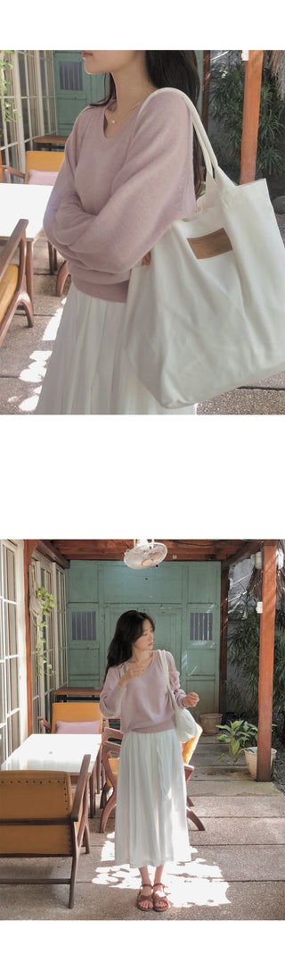 U-neck pastel knit