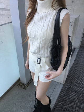 Belt Cable Polar Knit Nashi