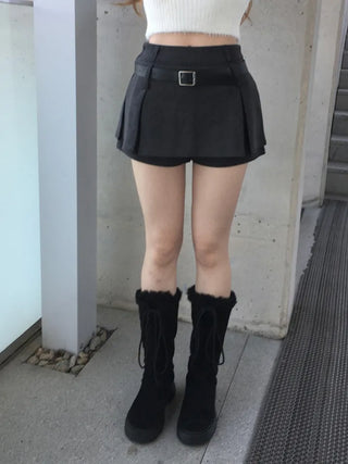 Wool pleated reverse skirt