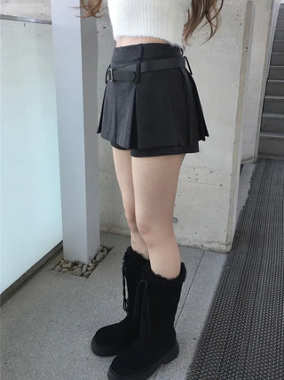 Wool pleated reverse skirt