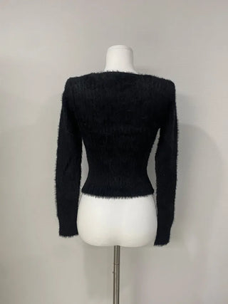 Button angora knit tee