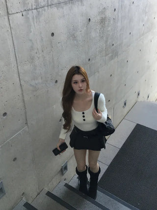 Button angora knit tee