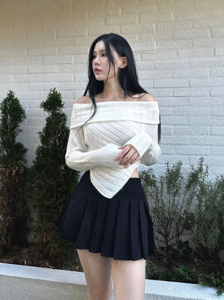 Want Off-Shoulder Knit Tee