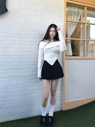 Want Off-Shoulder Knit Tee