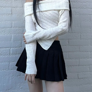 Want Off-Shoulder Knit Tee