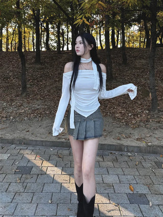 Blanc muffler off-shoulder tee