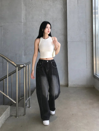 Side pin tuck washed denim pants