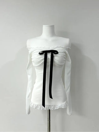 Ribbon lace off-the-shoulder tee