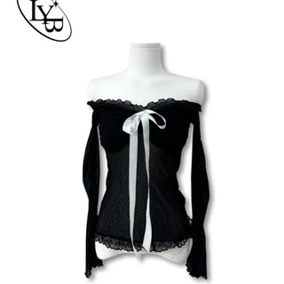 Ribbon lace off-the-shoulder tee