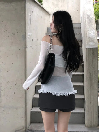 Ribbon lace off-the-shoulder tee