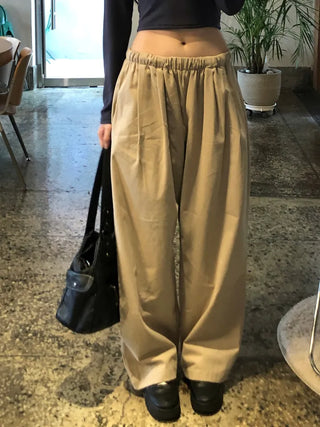 Pintuck pocket banding pants