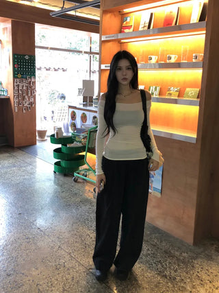 Pintuck pocket banding pants