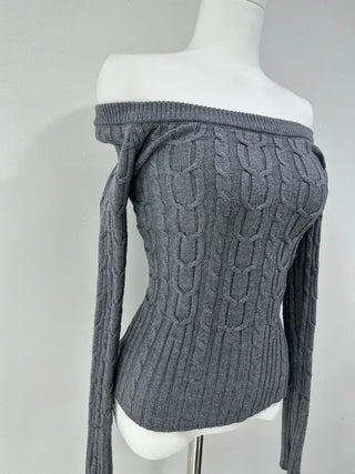 Twisted knit off-the-shoulder tee