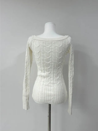 Twisted knit off-the-shoulder tee