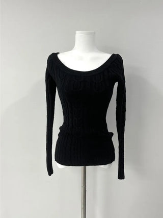 Twisted knit off-the-shoulder tee