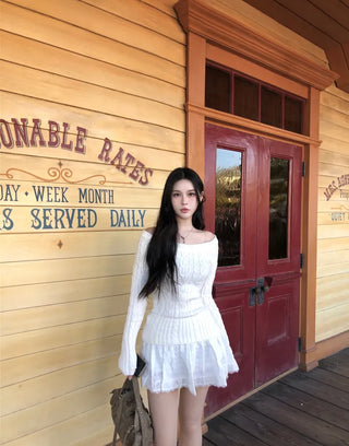 Twisted knit off-the-shoulder tee