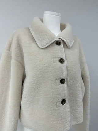 Collar button fur crop jacket