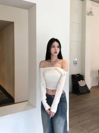 Snap Back Point Off-Crop Tee