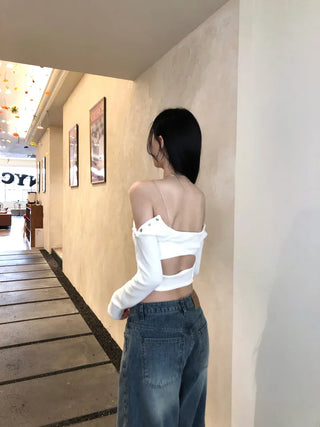 Snap Back Point Off-Crop Tee