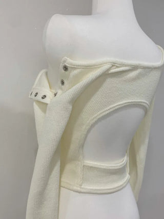 Snap Back Point Off-Crop Tee