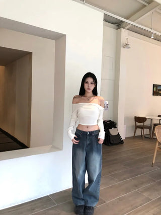 Snap Back Point Off-Crop Tee