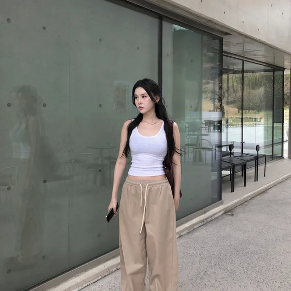 Strap pintuck pocket banding pants