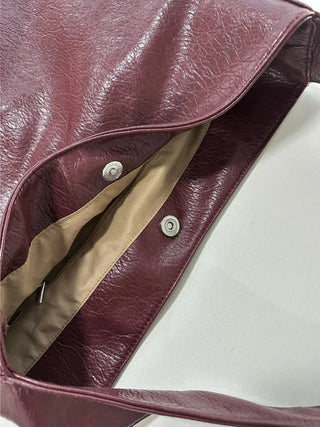 Kisa leather shoulder bag