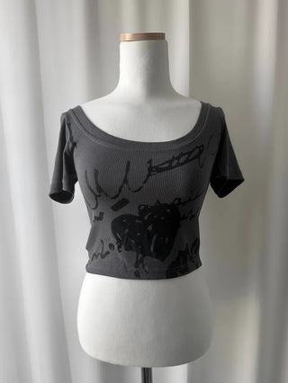 Peak printing crop unisex tee