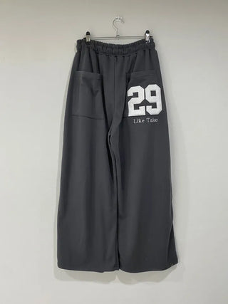 Patch pintuck training pants