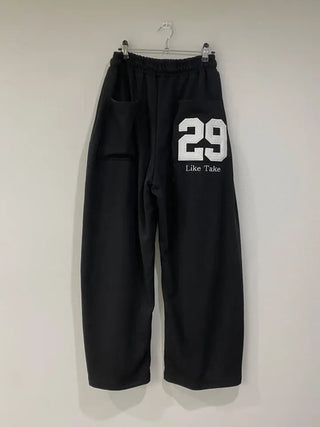 Patch pintuck training pants