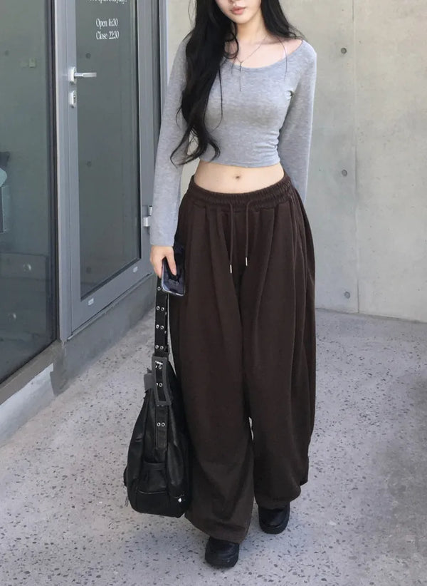 Patch pintuck training pants