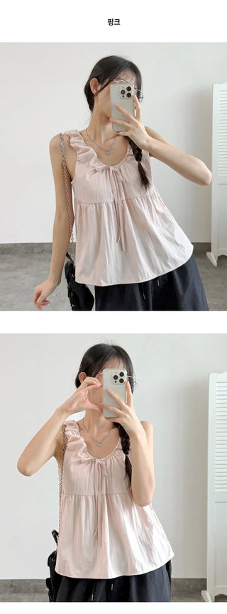 Frill Sleeveless Blouse
