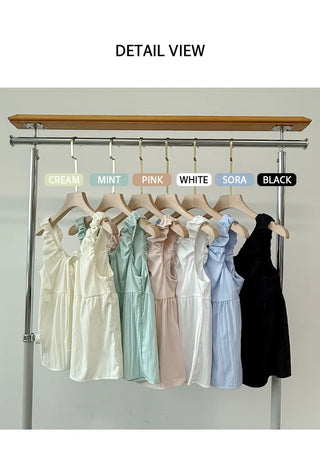 Frill Sleeveless Blouse