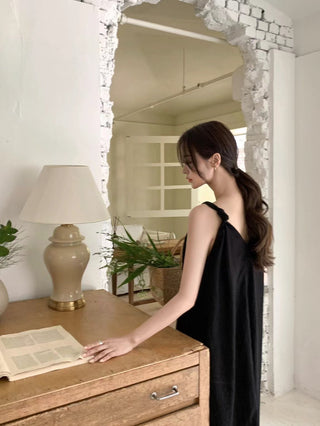 V-neck suspender dress