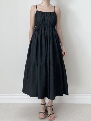 Squared collar dress