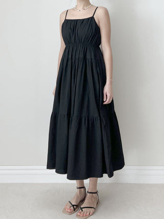 Squared collar dress